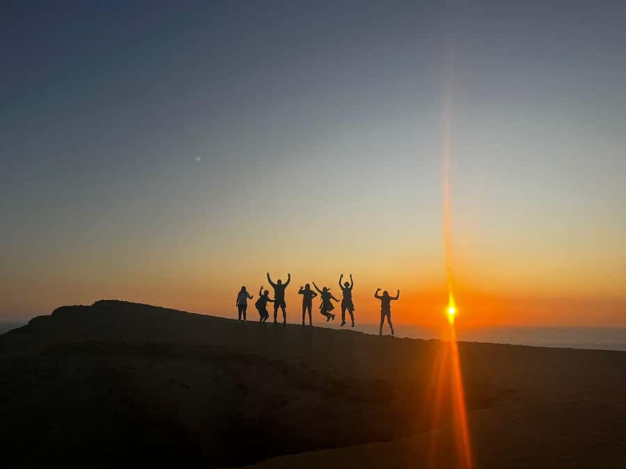TREKKING GOLDEN SHADOWS - Why the Golden Shadows tour is different from a standard Paracas outing