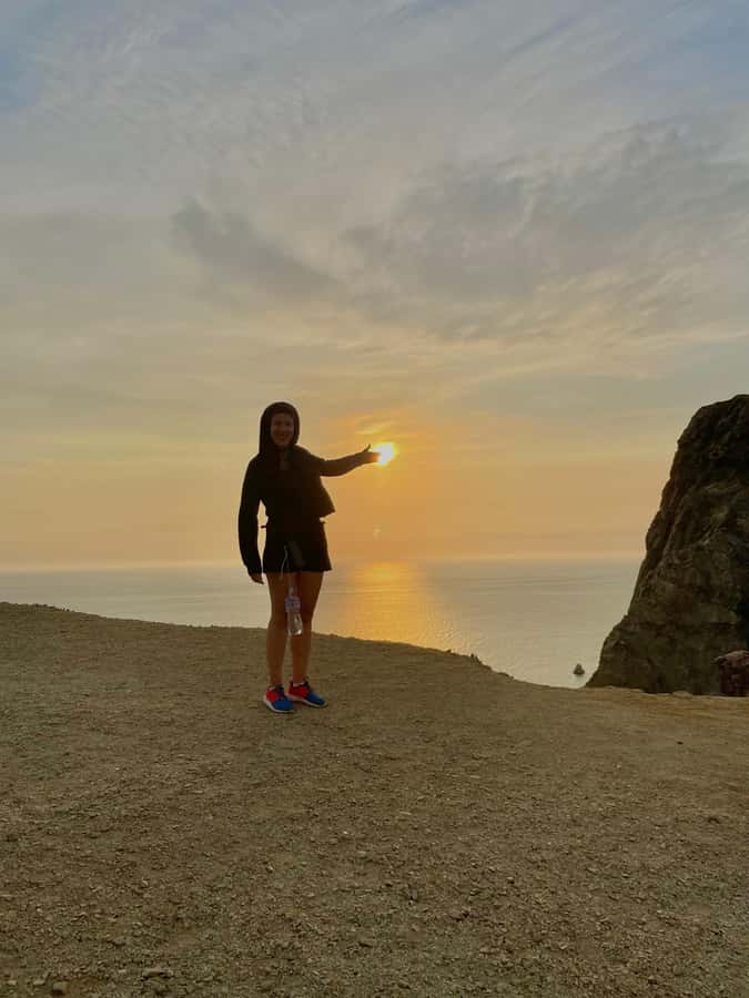 TREKKING GOLDEN SHADOWS - Mendieta Beach and the coastal cliffs