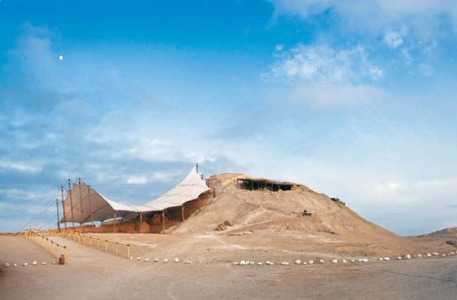 Trujillo: El Brujo Complex Archaeological Tour with Tickets - The 80-minute trip north from Trujillo