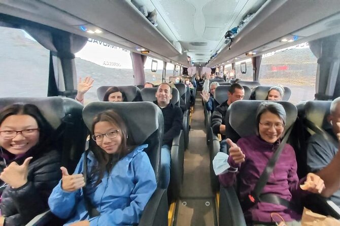 Turist Bus Colca Canyon (Chivay) To Puno - Abra Patapampa and the volcanoes above Chivay