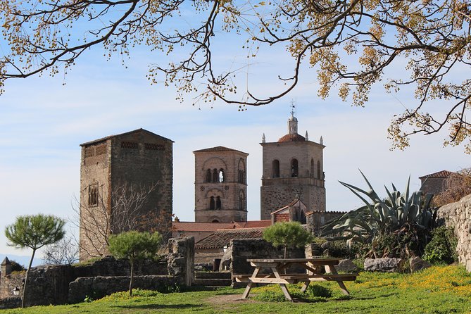 Visit Trujillo Medieval Scene and Route of the Discoverers - The castle and cisterns on Trujillo’s high ground