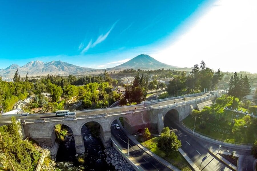 Walking tour in the Historic Center of Arequipa - The real price: $10 plus a guide tip